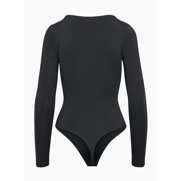 Aritzia Babaton Contour Long Sleeve Bodysuit Black Size Medium - Picture 4 of 15